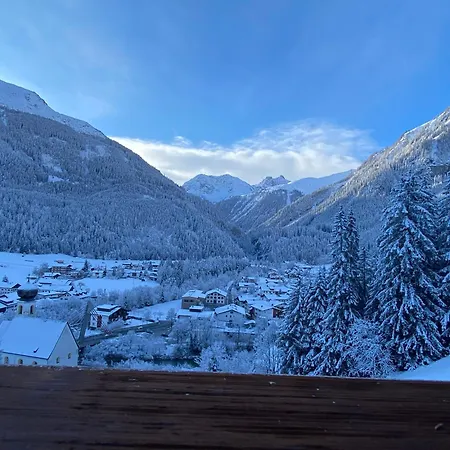 Haus Schoenblick Guest house Bach (Tyrol)