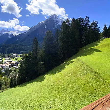 Haus Schoenblick Guest house *