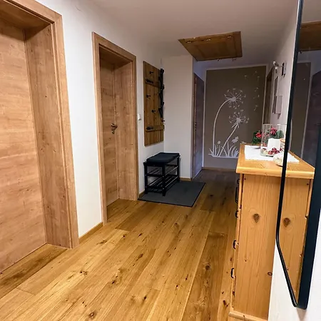Haus Schoenblick Guest house Bach (Tyrol)