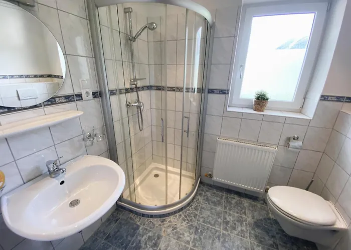 招待所 Haus Schoenblick