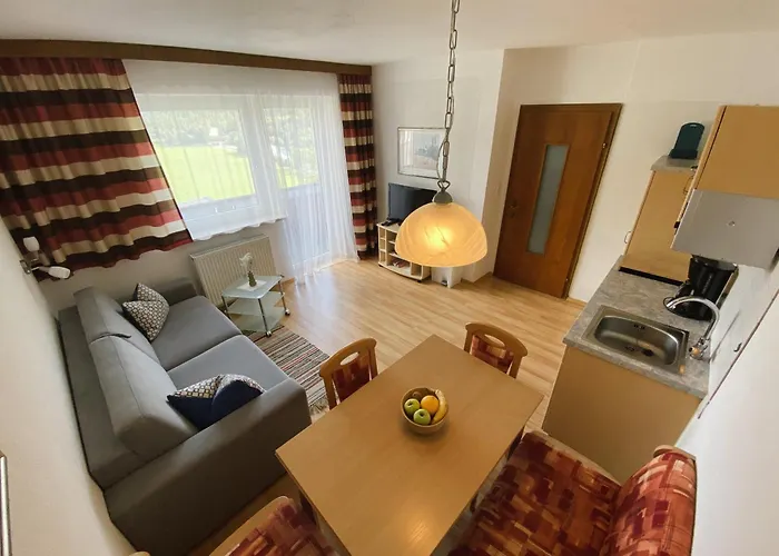 招待所 Haus Schoenblick 3*