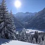 Haus Schoenblick 3* باخ