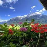 Haus Schoenblick بيت ضيافة 3*