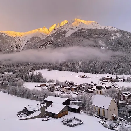 Pensión Haus Schoenblick Bach (Tyrol)