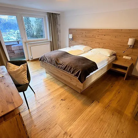 Haus Schoenblick Maison d'hôtes Bach (Tyrol)