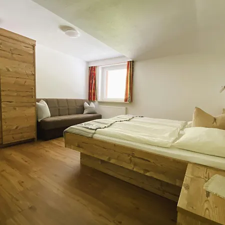 Maison d'hôtes Haus Schoenblick Bach (Tyrol)