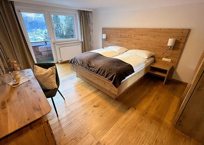 Haus Schoenblick Maison d'hôtes Bach (Tyrol)